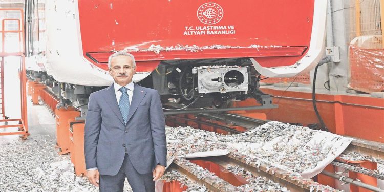 Birinci yerli şoförsüz metro aracı sefere çıkmaya hazır
