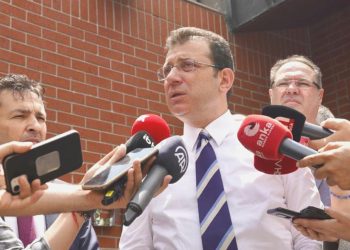 Ekrem İmamoğlu’ndan adaylık açıklaması