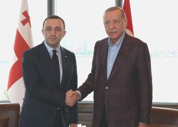 Erdoğan: İki ülke ortasındaki ticaret hacmi 5 milyar dolara çıkacak