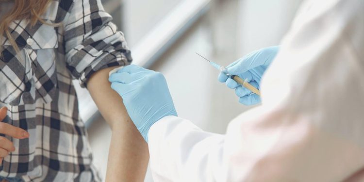 Koca’dan ‘grip aşısı’ daveti: İhmal etmeyelim