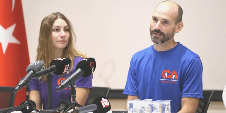 Mağaran kurtarılan ABD’li dağcı taburcu edildi