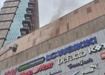 Maltepe’de AVM’de yangın