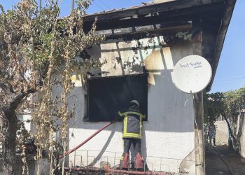 Mesken sahibiyle tartıştı, meskeni ateşe verdi