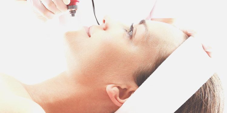 Mezoterapi: Cildi gençleştiren ve canlandıran bir yol