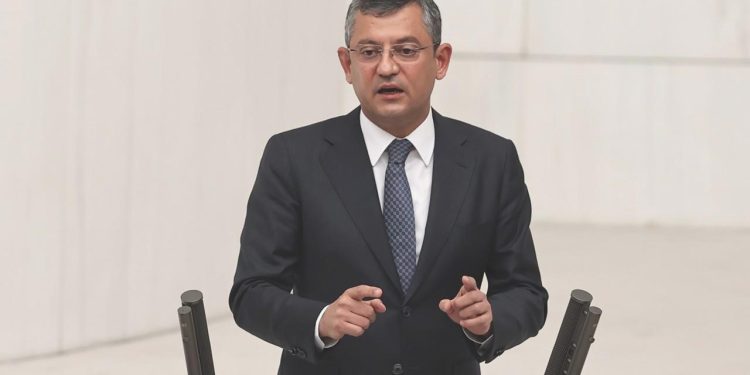 Özgür Özel: CHP Genel Başkanlığı’na adaylığımı ilan ediyorum