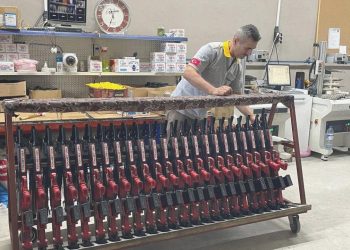 Silah fabrikasında 90 kişilik istihdam