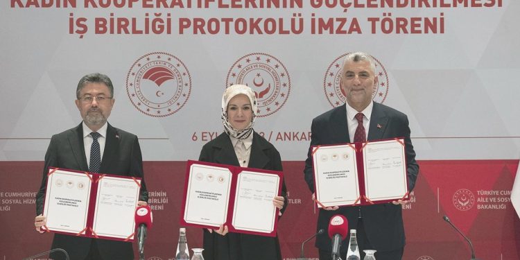 Üç bakanlık bayan kooperatiflerini güçlendirecek iş birliğine imza attı