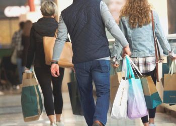 Yabancı turistlerin kartla yaptığı harcamalarda rekor artış