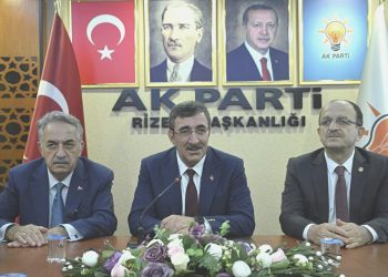 Yılmaz’dan ‘kamuda mali disiplin’ iletisi