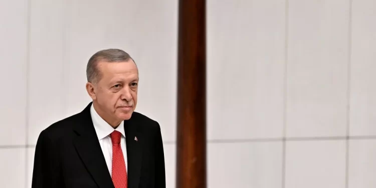 Cumhurbaşkanı Erdoğan’dan ”yılbaşı öncesi emekli zammı gelir mi” sorusuna: İnşallah cevabı..