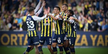 Fenerbahçe evinde farklı kazandı!