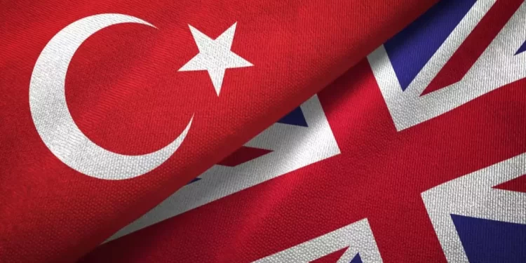 Türkiye ve İngiltere arasındaki ortaklıklar güçleniyor