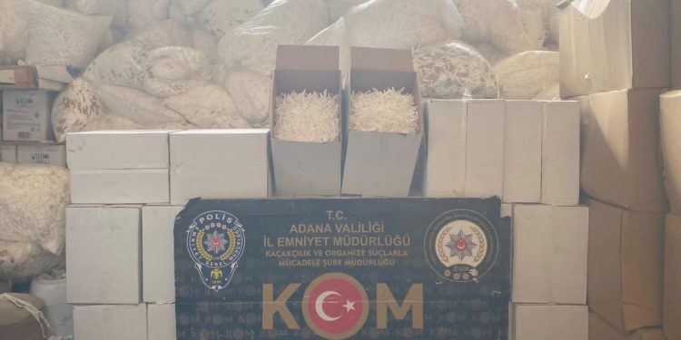 Adana’da 60 milyon 750 bin kaçak makaron ele geçirildi