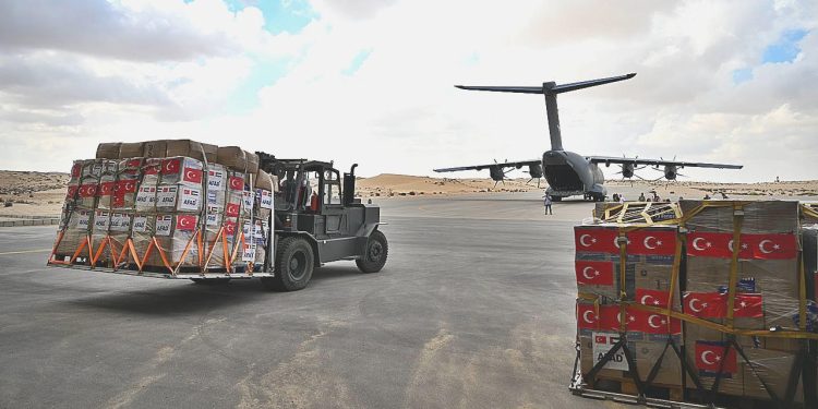 AFAD Gazze’ye gönderilenleri açıkladı: 2 bin 600 besin kolisi, 35 ton tıbbi materyal