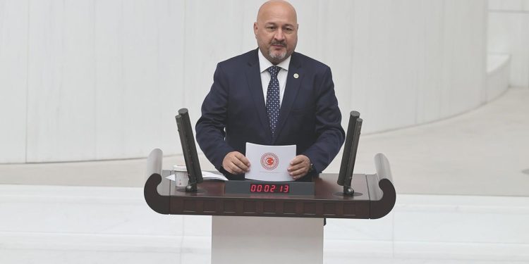 AK Partili Resul Kurt: Sarsıntı bölgesi için çok değerli bir ödenek tahsis edildi