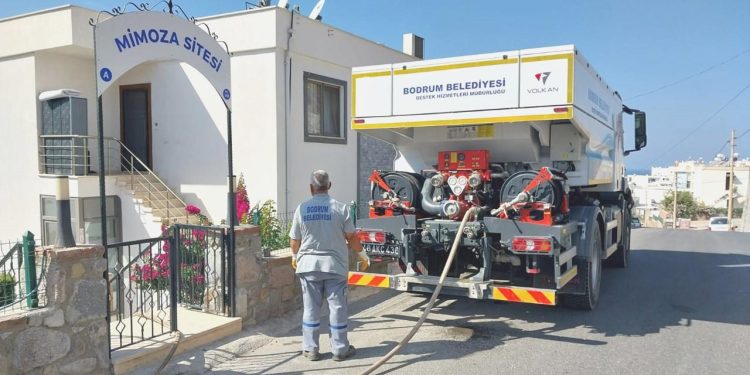 Bodrum’da barajlar kapatıldı, meskenlere tankerle su veriliyor