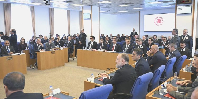 Cevdet Yılmaz 2024 yılı bütçesini sundu