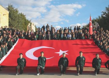 Darüşşafakalılar Ata’nın huzuruna çıktı