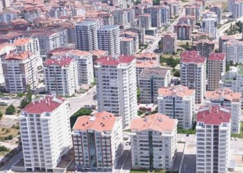 Depremzedelere yıl sonuna kadar 41 bin konut teslim edilecek