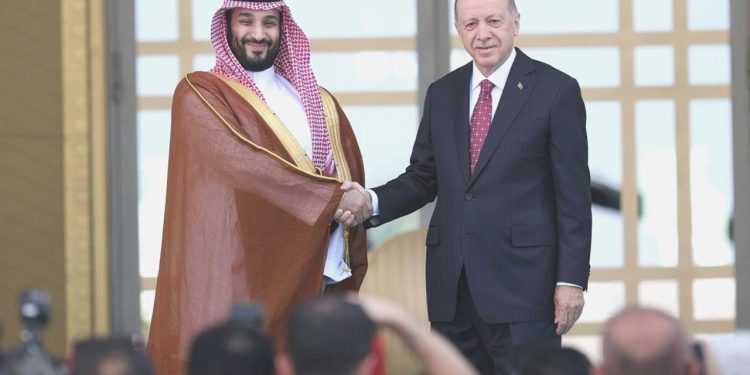 Erdoğan, Suudi Arabistan Veliaht Prensi Selman ile telefonda görüştü