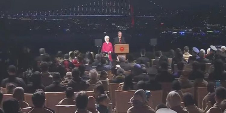 Erdoğan: Türkiye Cumhuriyeti muazzez bir hazinedir