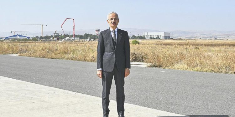 Esenboğa Havalimanı 3. pistine kavuşacak