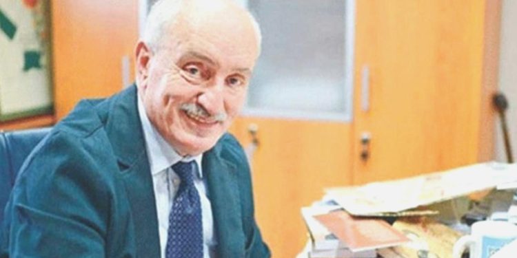 Gazeteci Osman Arolat hayatını kaybetti