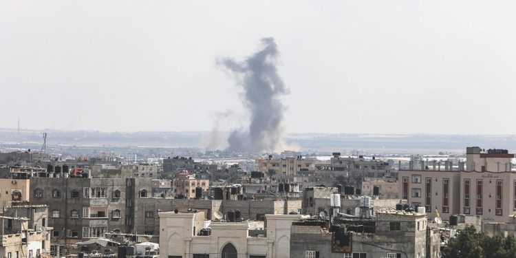 Gazze’ye insani yardım Mısır’a ulaştı