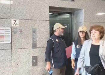 Gözaltına alınan gazeteci Ayşenur Arslan hür