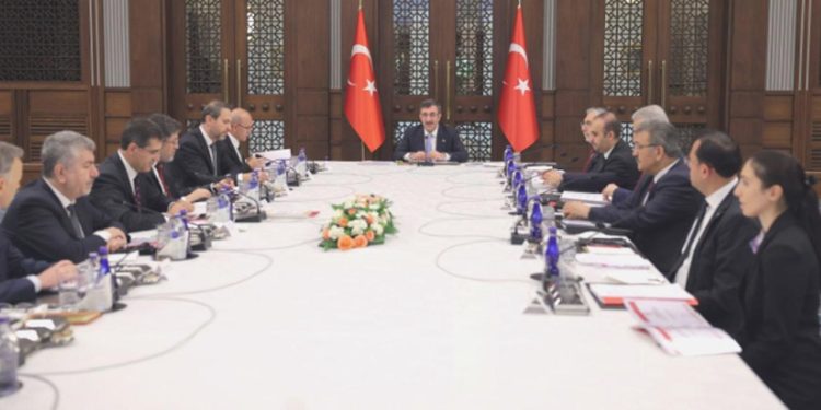 İktisat idaresinin son çeyrek ajandası ağır