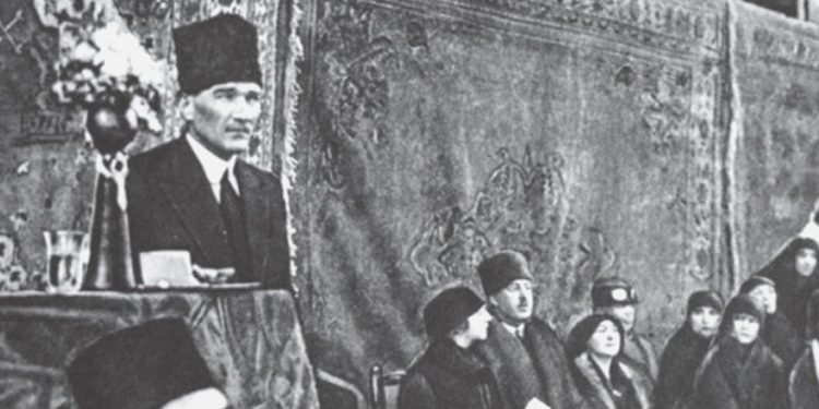 İzmir İktisat Kongresi ve milletin iktisadi bağımsızlığına giden yol