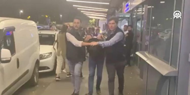 Mescitte içki içen adama evvel mahpus cezası, sonra tahliye