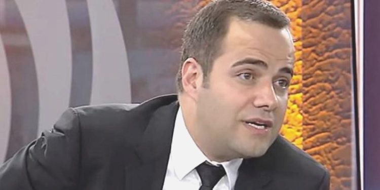 Özgür Demirtaş, Akbank’taki misyonundan istifa etti