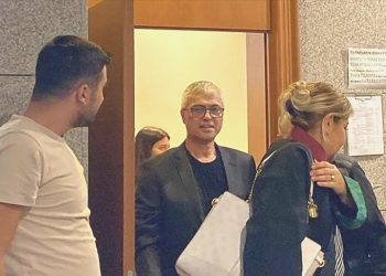 Sanatçı Cengiz Kurtoğlu’na iki hatadan para cezası