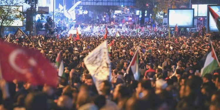 Valilik duyurdu: İstanbul’daki İsrail protestolarında beş gözaltı