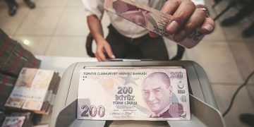 Yıl sonu enflasyon ve dolar varsayımı güncellendi