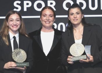 2023 Mustafa V. Koç Spor Ödülü Busenaz Sürmeneli ve Buse Naz Çakıroğlu’nun