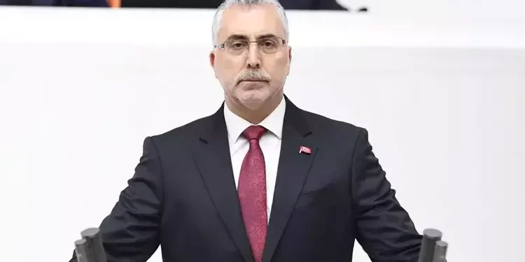 Bakan Işıkhan bütçe görüşmelerinin ardından milletvekillerinin sorularını yanıtladı