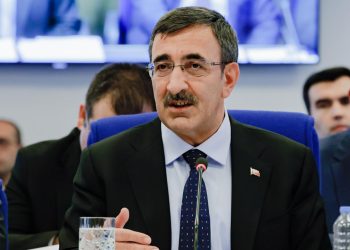 Cevdet Yılmaz: İstihdam dostu politikalar izlemeyi sürdüreceğiz