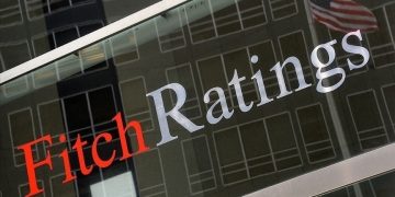 Fitch, Türkiye için orta vadeli büyüme tahminini yükseltti