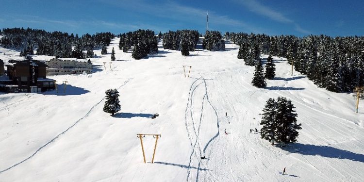 Kayak sezonu başladı: Fiyatlar dudak uçuklattı, gecesi 4 bin 400 TL’den başlıyor..