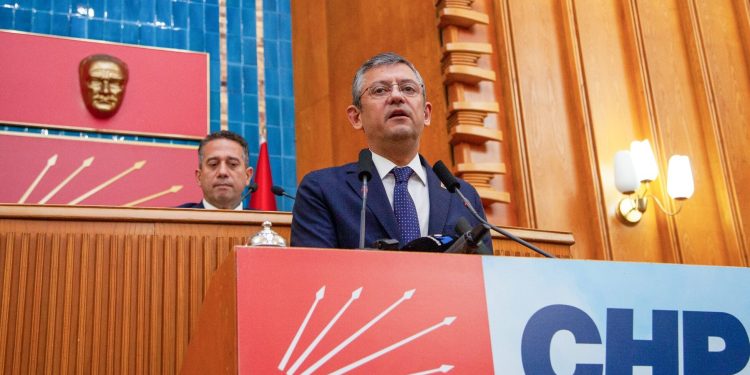 Özgür Özel açıkladı: CHP’de yeni MYK belli oldu