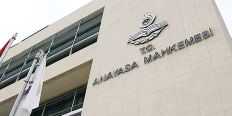 Yargıtay’ın AYM üyeleri hakkında siyasetçilerden tepki