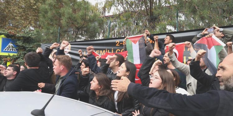 ABD Dışişleri Bakanı Blinken, Ankara ziyaretinde protesto edildi