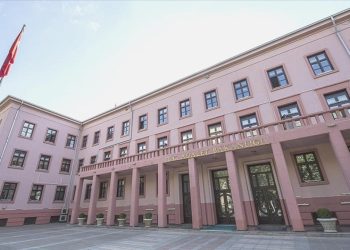 Adalet Bakanlığı, 1000 isimli ve idari yargı hakim ve savcı yardımcısı alacak