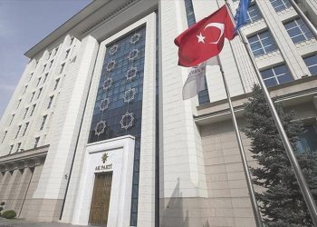 AK Parti lokal seçim için “temayül komisyonlarını” oluşturdu