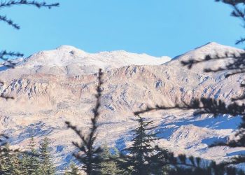 Antalya’da yüksek kısımlara kar yağdı