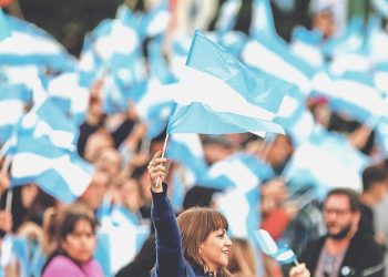 Arjantin’de devlet lideri seçiminin ikinci tipi yarın yapılacak