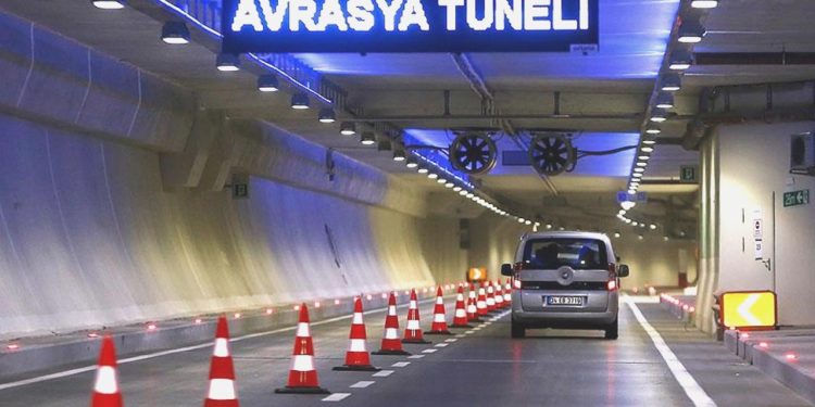 Bakan Uraloğlu: Avrasya Tüneli’nden geçişte rekor kırıldı