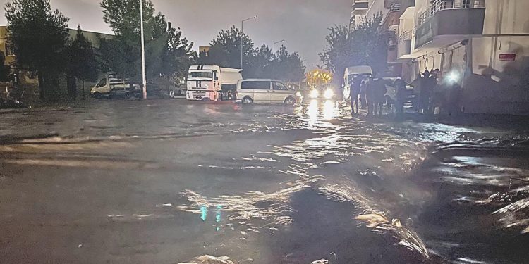 Batman’da sel sularına kapılan aileden üç kişi öldü